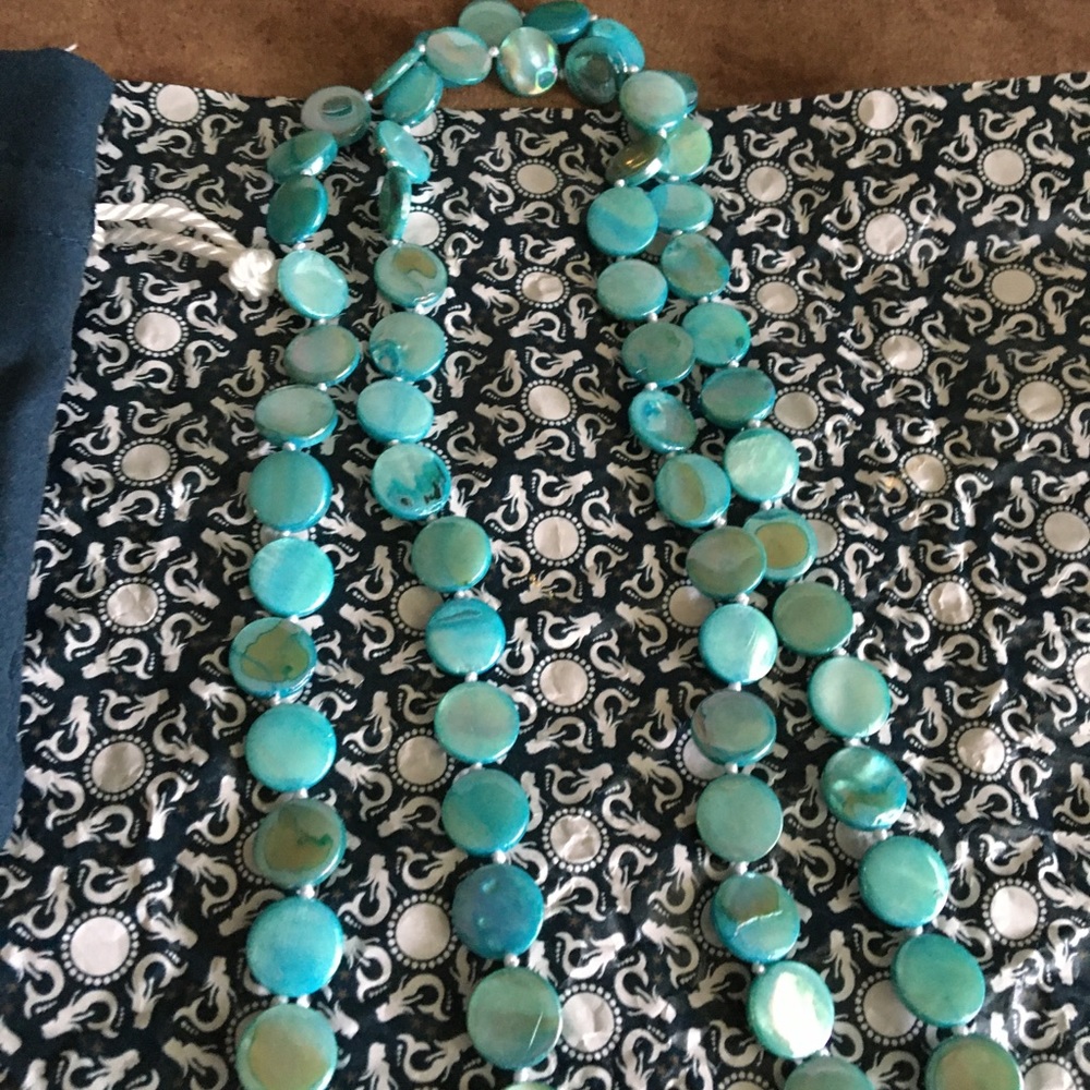 PACIFIC PEARLS NWOT AUTHENTIC LAGOON BLUE MOTHER-OF-PEARL NECKLACE